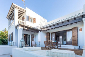 Hotel Casa en Ibiza con vistas increíbles en Es Figueral